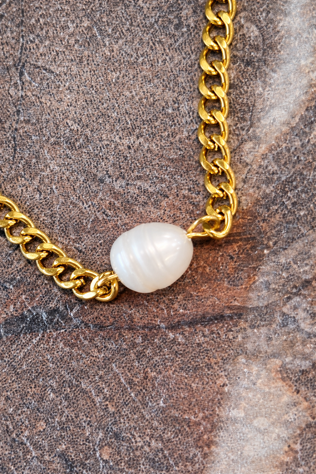 Pearl Chain Necklace Freshwater Pearl & 18K Gold PVD Stainless Steel